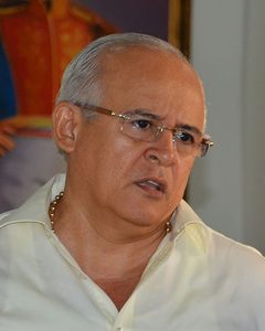 Luis Padilla instru